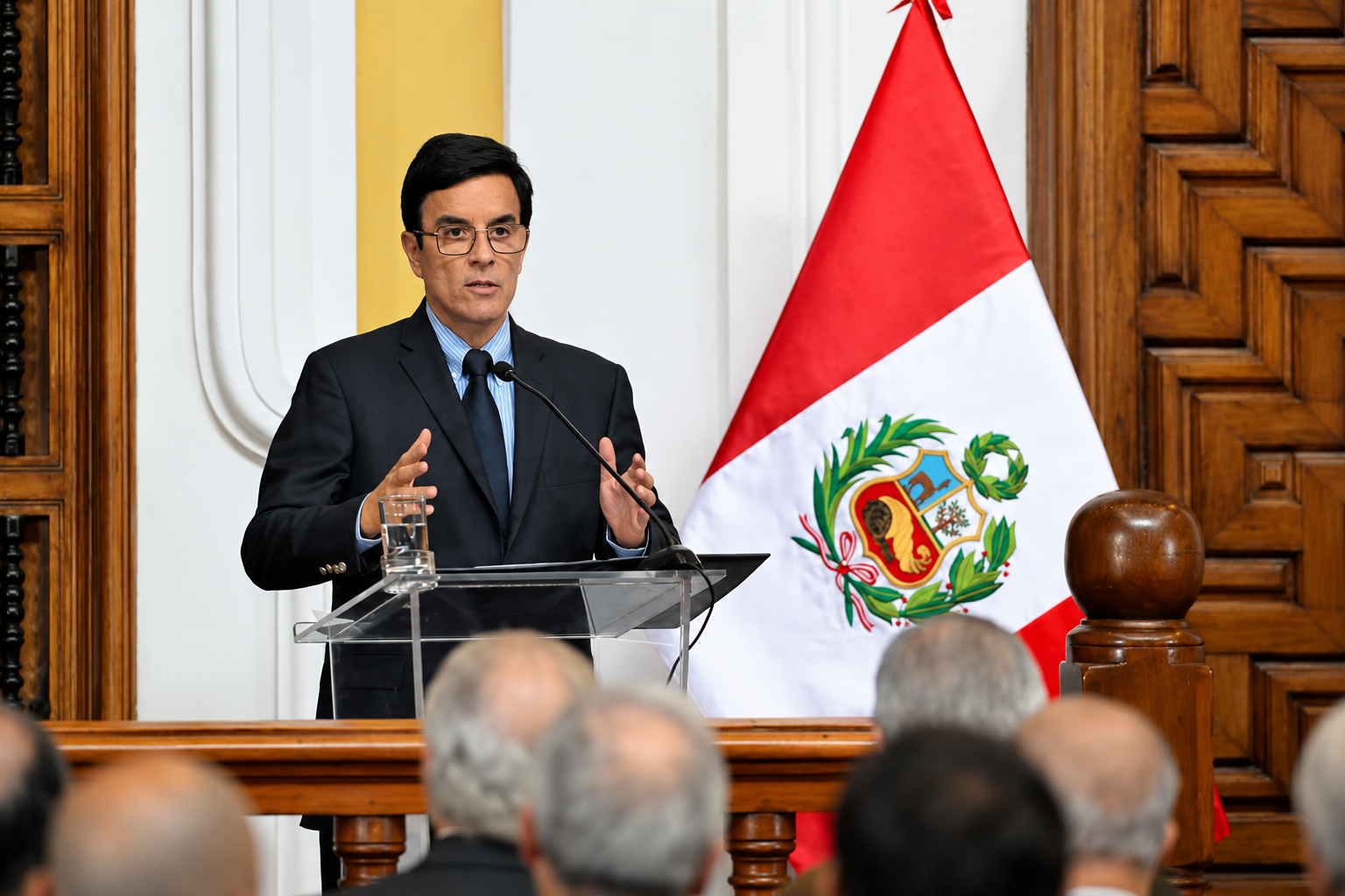 Carlos Espá expuso ante una comisión del Senado los principales lineamientos de trabajo de la Cancillería